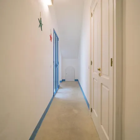 La Naca Sul Mare - 4*