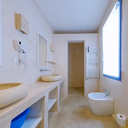 Guest house La Naca Sul Mare - *